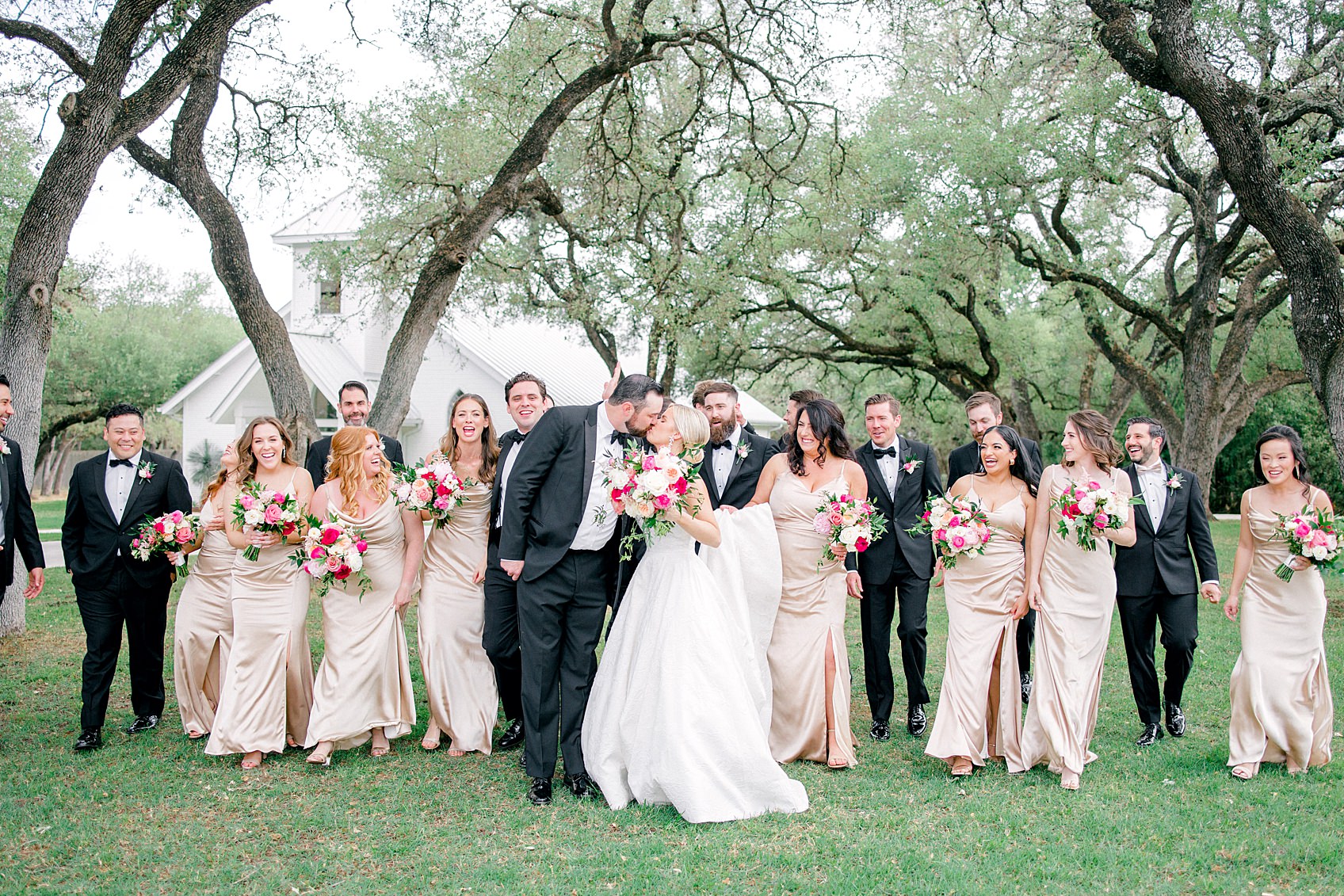 Pink Floral Spring Wedding at The Chandelier of Gruene By Allison Jeffers Wedding Photography 0068 1