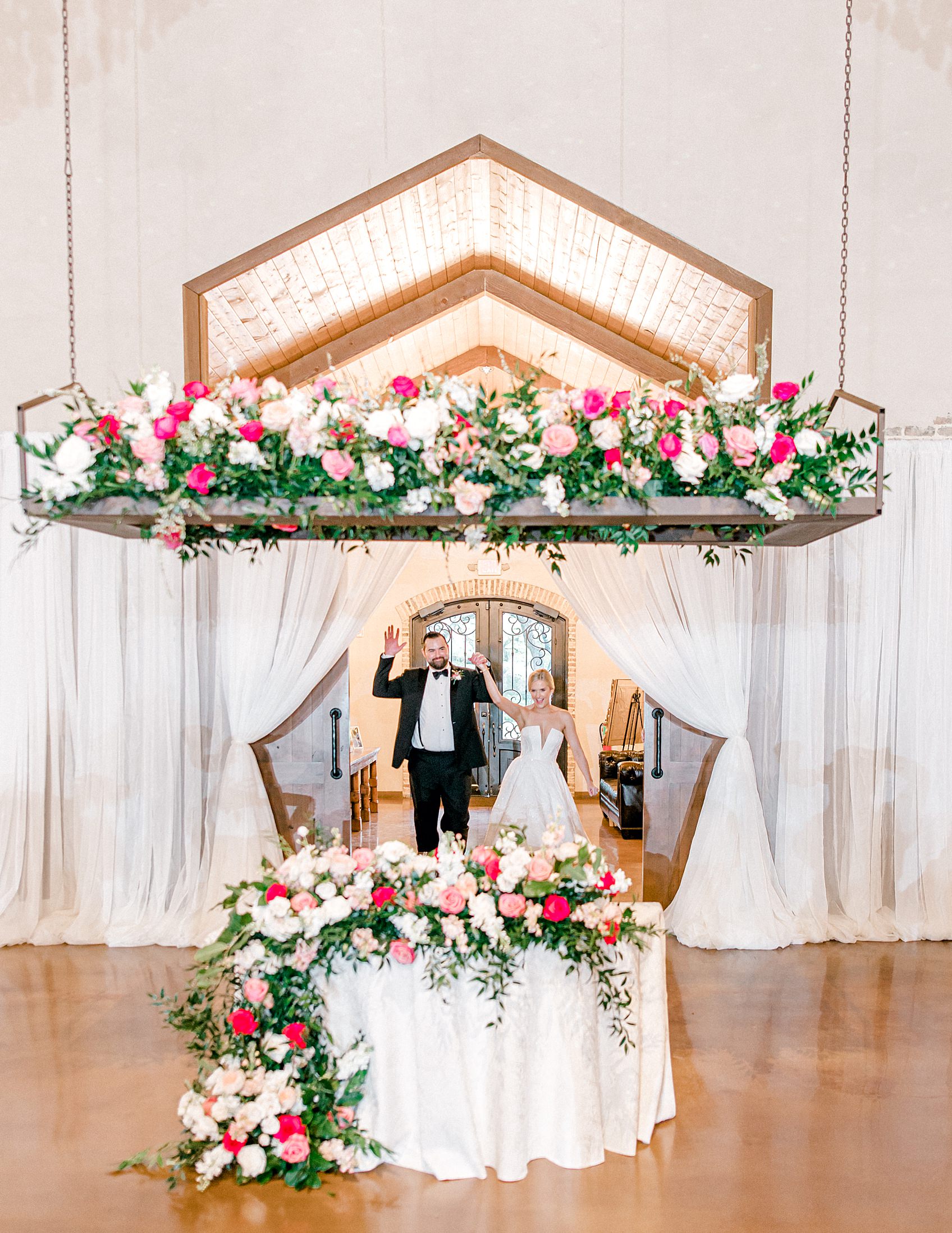 Pink Floral Spring Wedding at The Chandelier of Gruene By Allison Jeffers Wedding Photography 0105 1