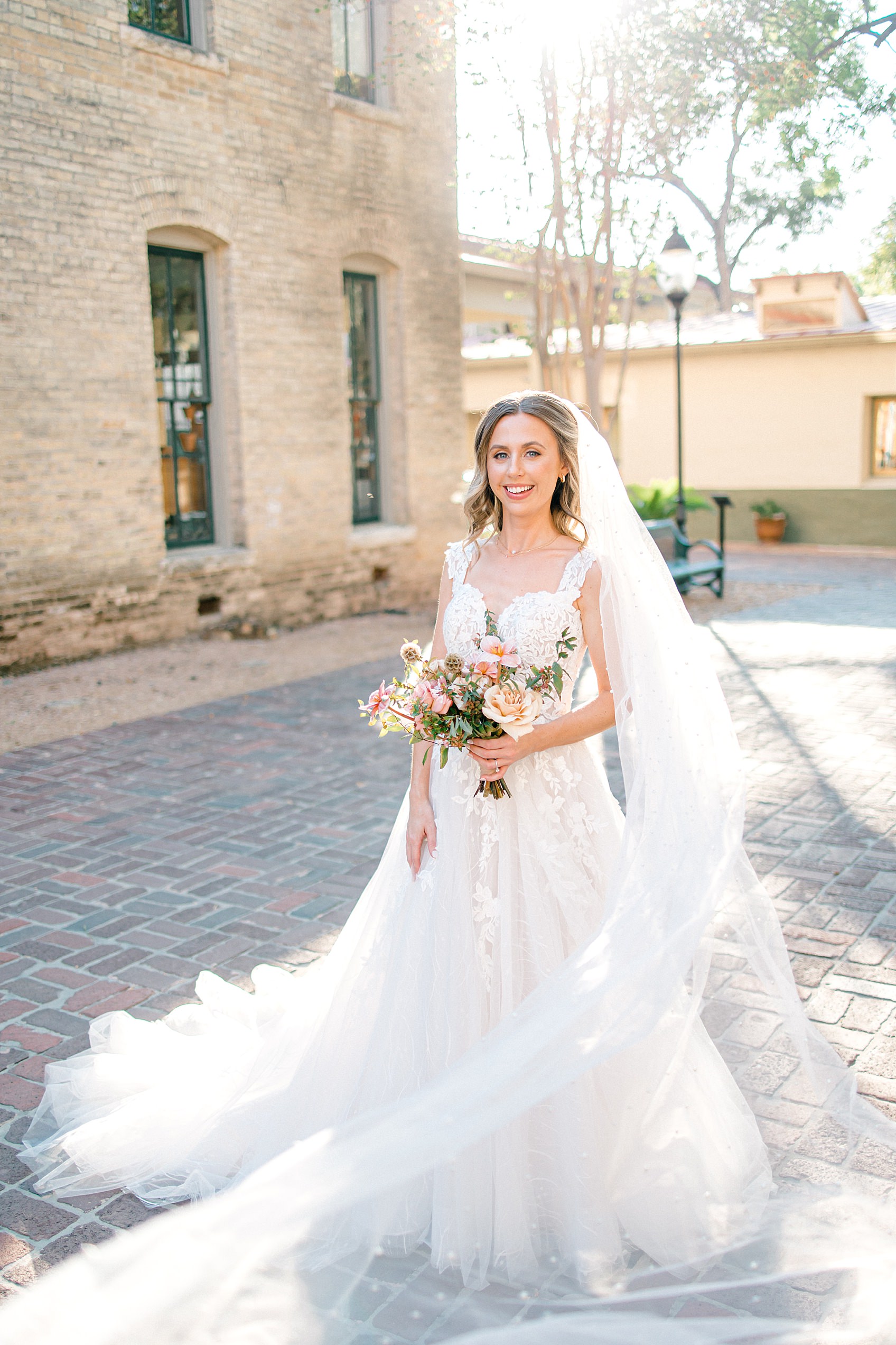 Downtown San Antonio Bridal Photography Session by Allison Jeffers Wedding Photography 0008