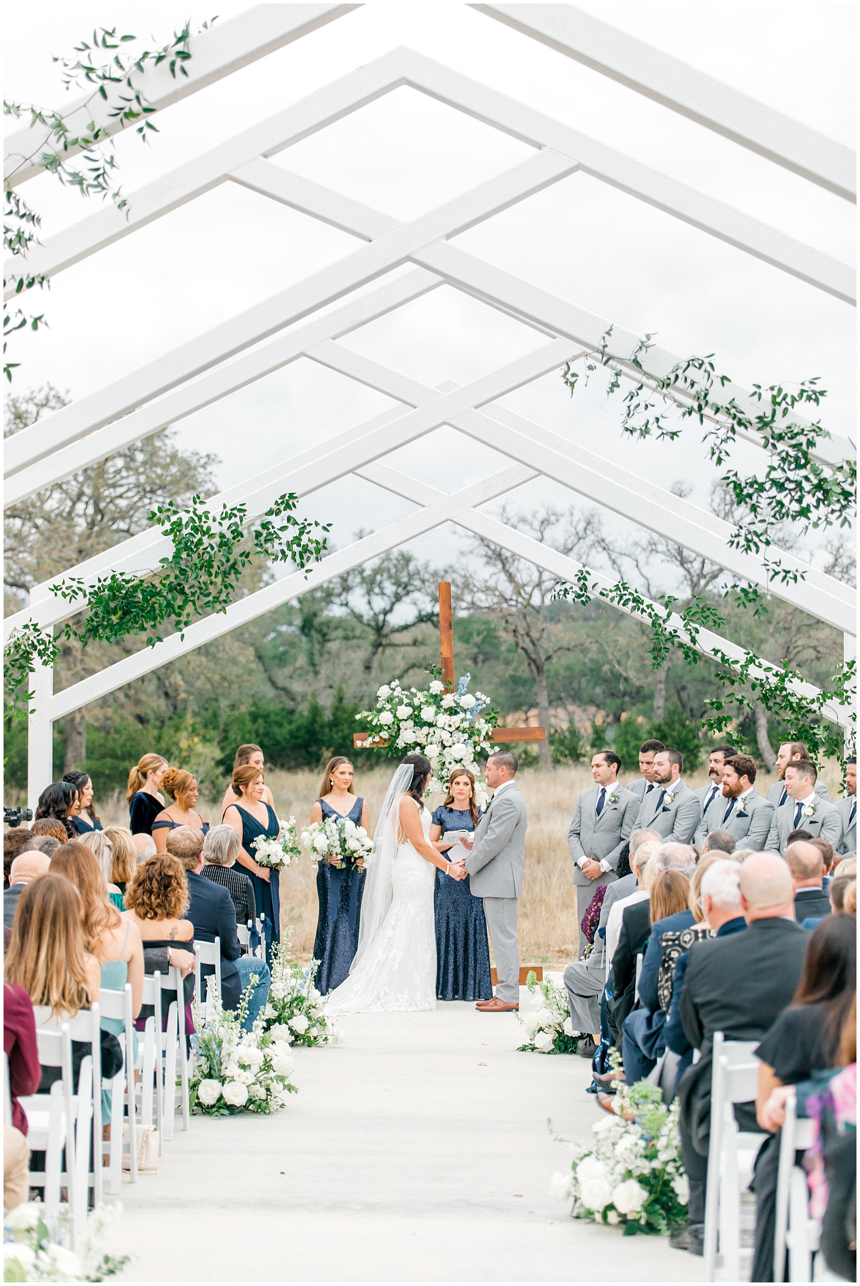 Swallows Eve wedding in Fredericksburg Texas by Allison Jeffers Photography 0034