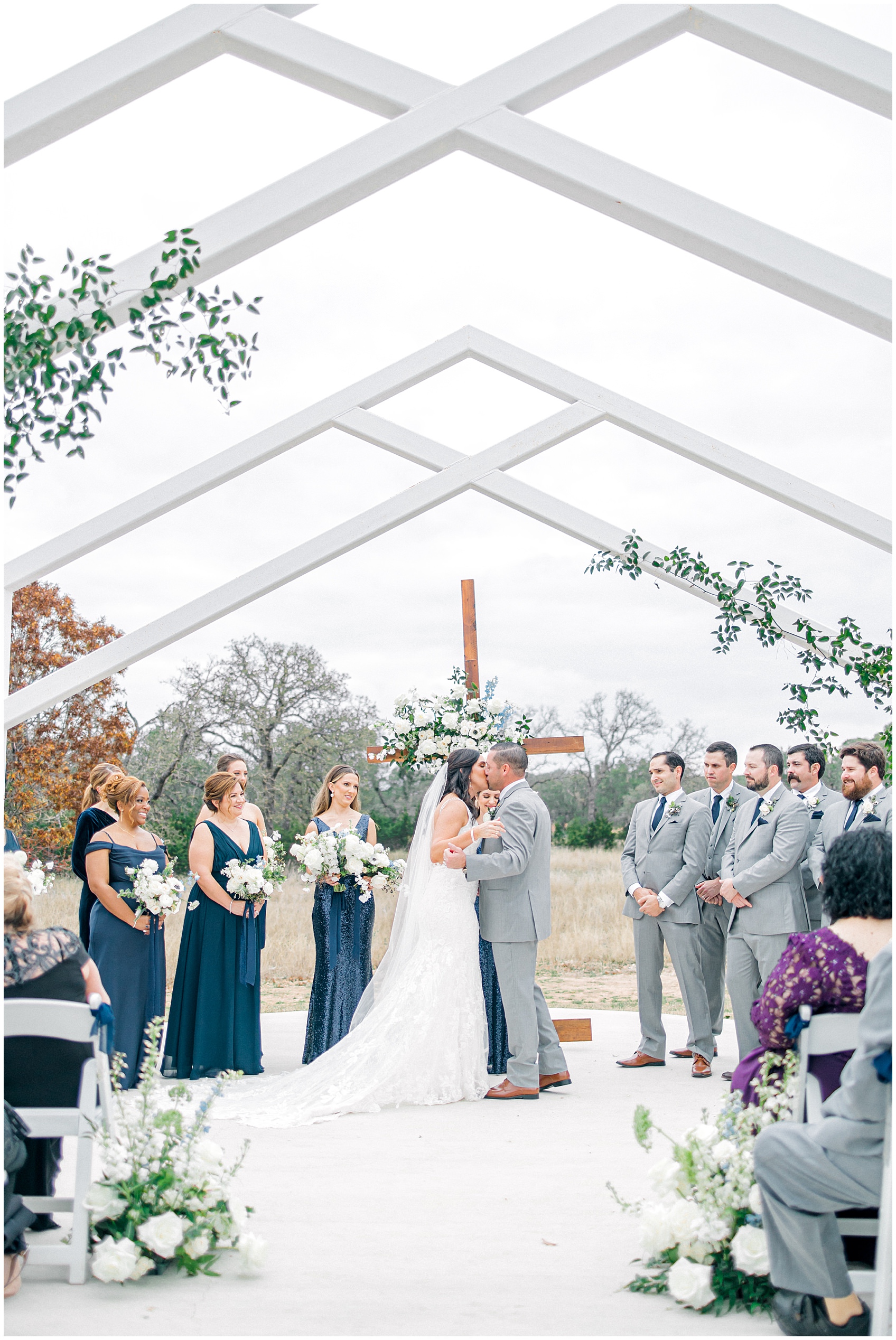 Swallows Eve wedding in Fredericksburg Texas by Allison Jeffers Photography 0038