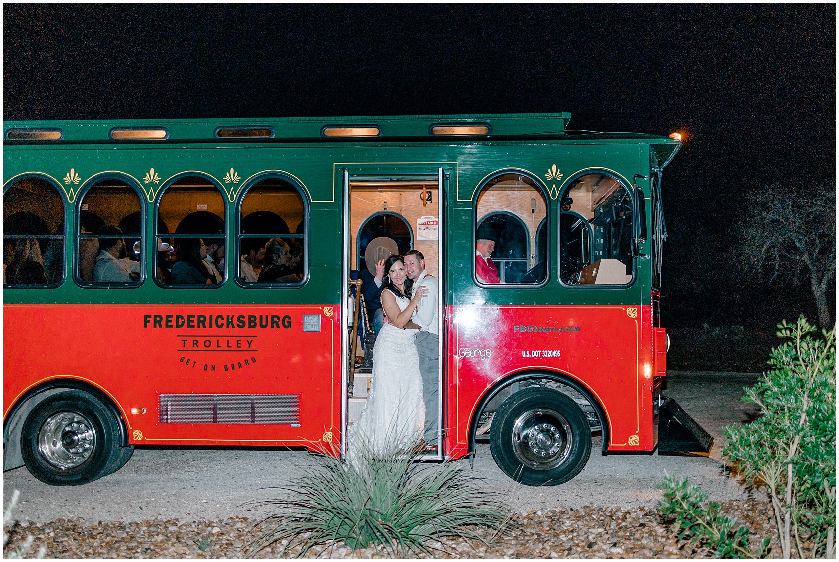 Swallows Eve wedding in Fredericksburg Texas by Allison Jeffers Photography 0119