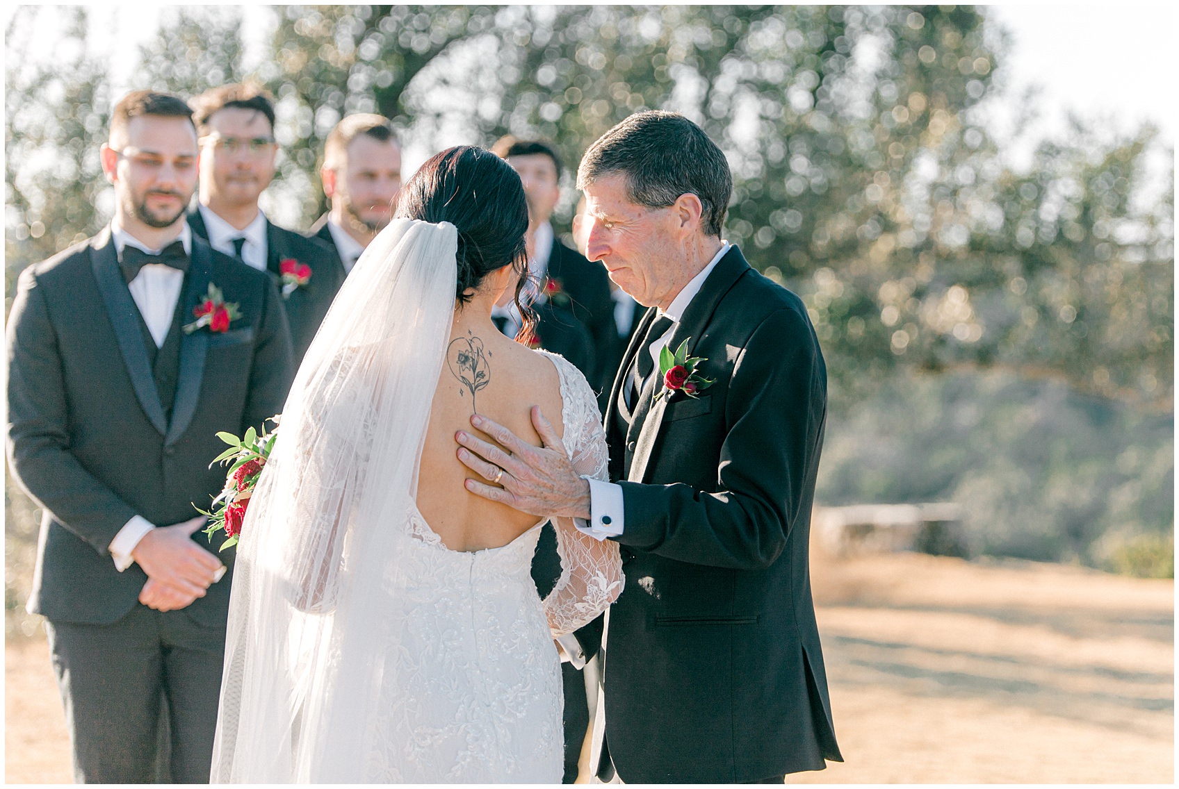 contigo ranch wedding in Fredericksburg Texas by Allison Jeffers Photography 0042