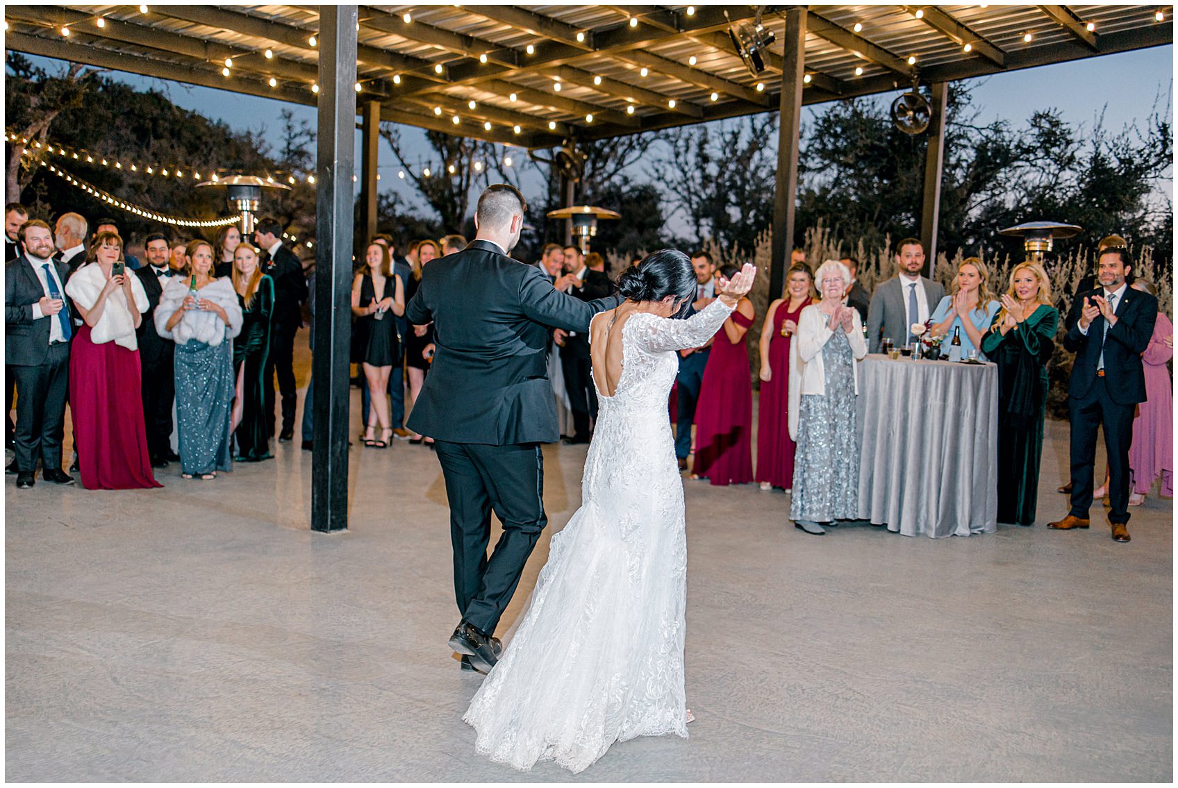 contigo ranch wedding in Fredericksburg Texas by Allison Jeffers Photography 0092