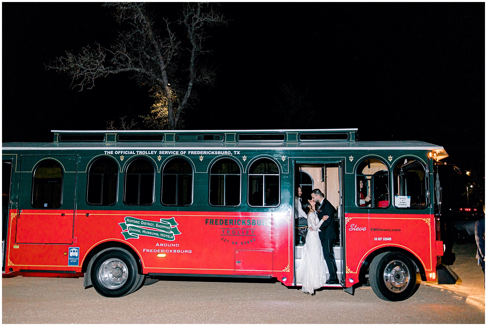 contigo ranch wedding in Fredericksburg Texas by Allison Jeffers Photography 0119