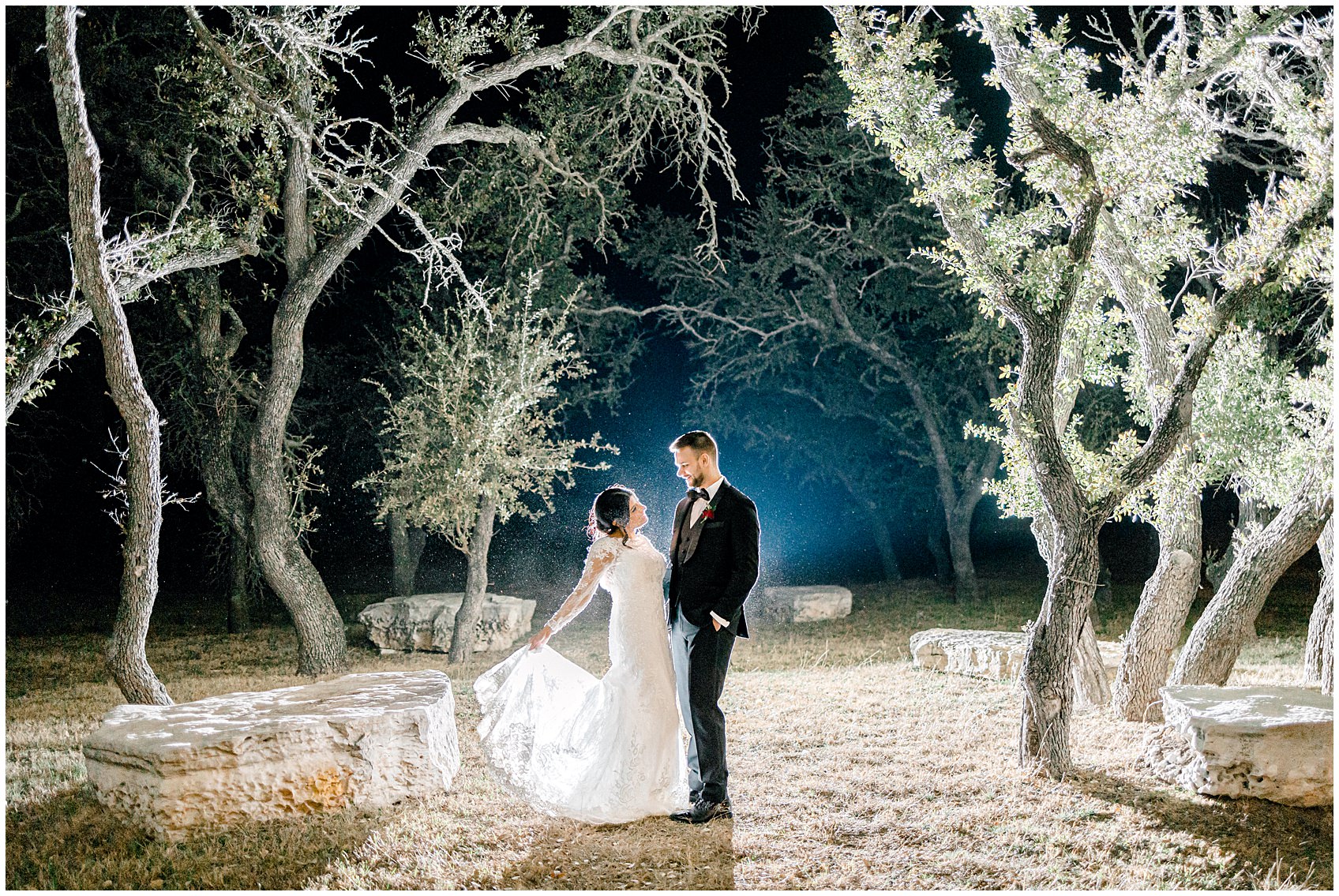 contigo ranch wedding in Fredericksburg Texas by Allison Jeffers Photography 0120