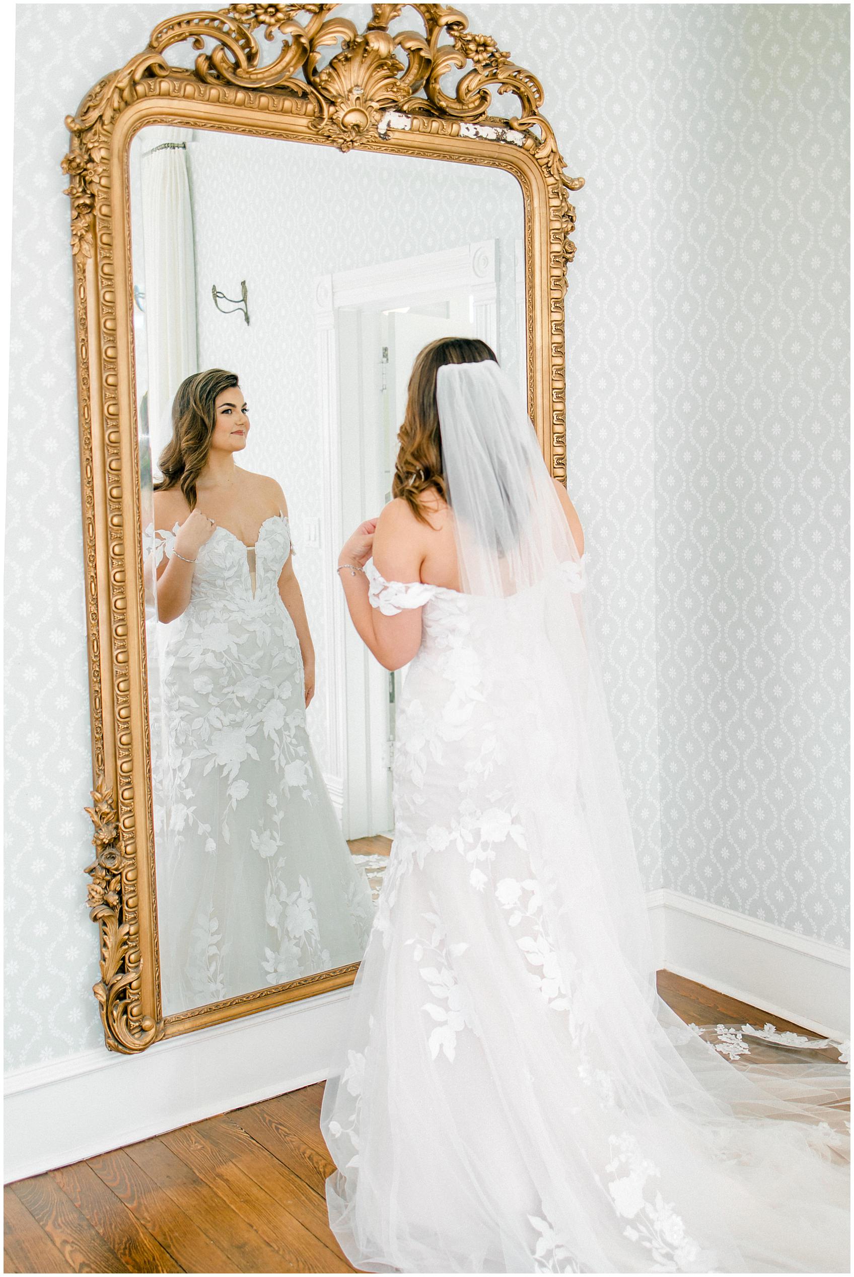 Woodbine Mansion Spring Bridal wedding Photos by Allison Jeffers Photography 0009