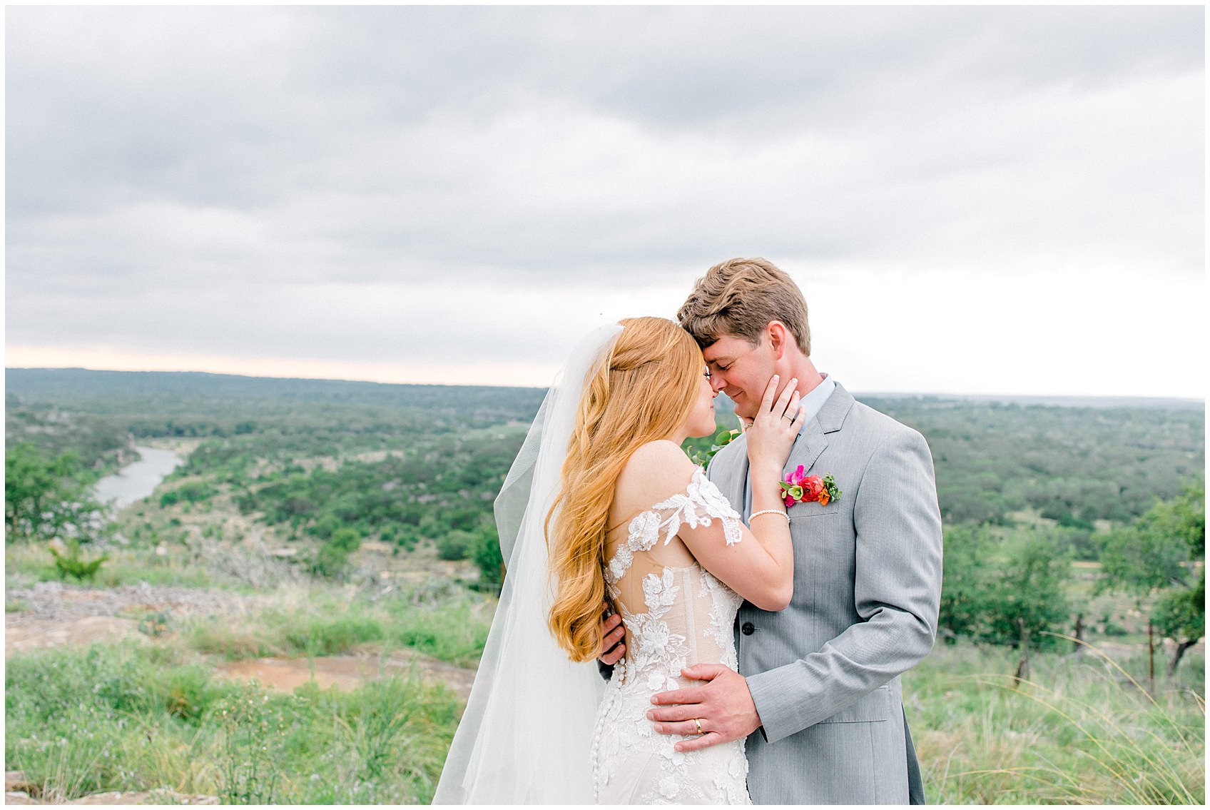 Walden Retreats Wedding Photographer Fredericksburg Johnson City Texas 0069